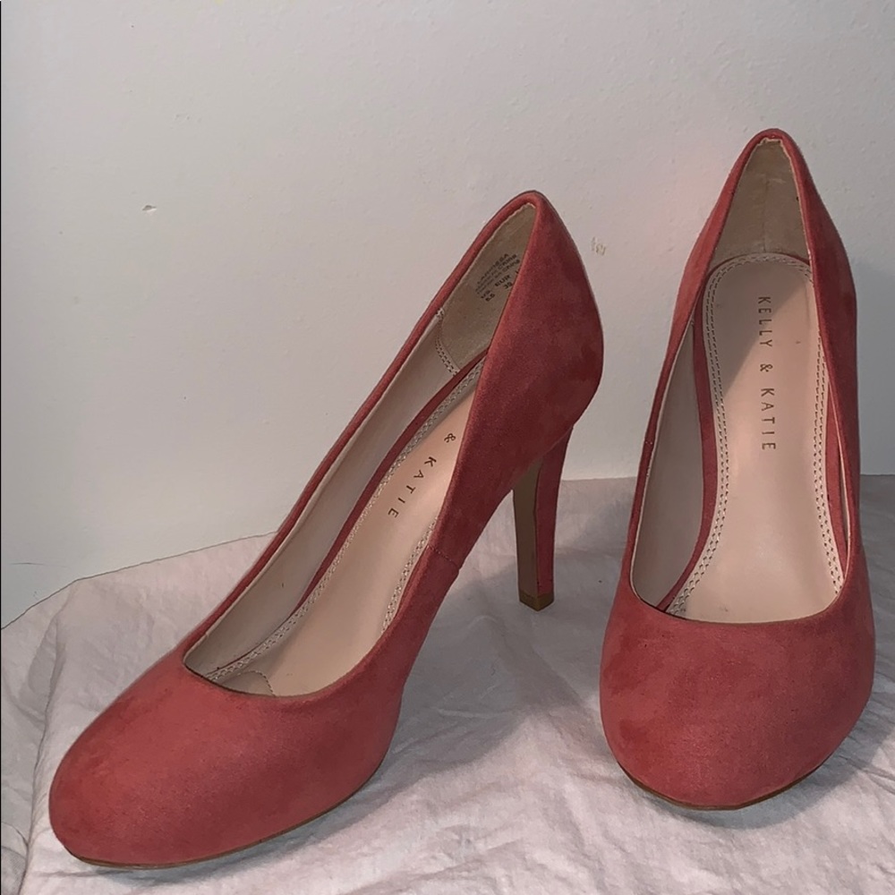Pink heels